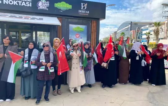 Derince Esnafından Gazze'ye Dayanışma Bağışı