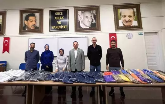Kışlık Kıyafetler İhtiyaç Sahiplerine Ulaşıyor