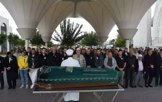 Neşe Aksoy Son Yolculuğuna Uğurlandı