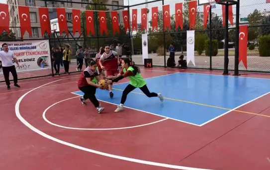 Siirt'te 4. 3x3 Sokak Basketbol Turnuvası Başladı