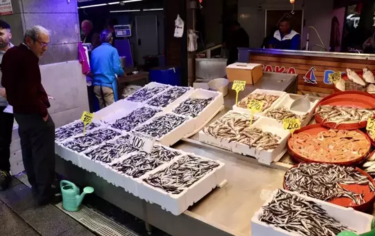 Trabzon'da Hamsi Fiyatları Yükseldi
