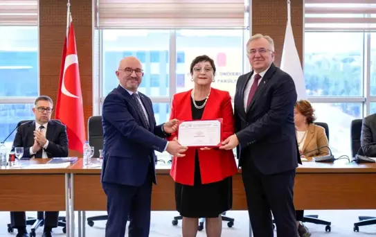 Hacettepe Eğitim Fakültesi ISO 9001 Belgesini Aldı