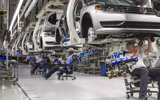 Türkiye'de yok satıyor! Alman otomotiv devi 2 modelin üretimini durduruyor