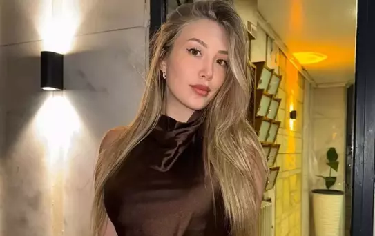 Yasmin Erbil hasta yatağında sıkılınca imajını değiştird