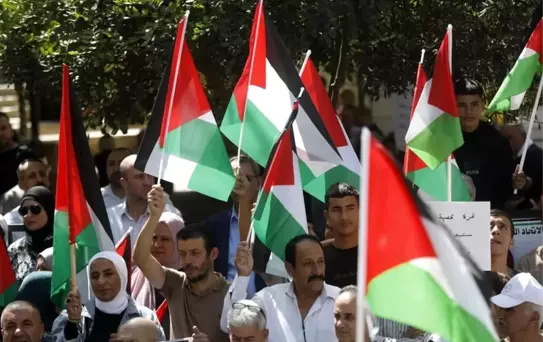 Filistinli Gruplar Gazze için Komite Kurdu