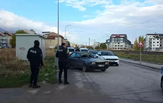 Kütahya'da Otomobil Kazası: 2 Yaralı