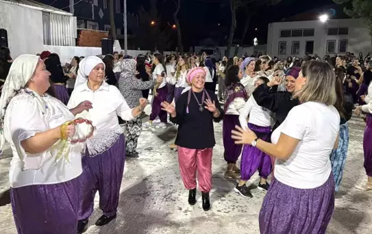 Helvacı'da Kadınlar 'Şalvar Gecesi' Etkinliğinde Buluştu