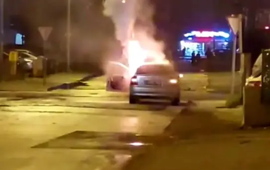 Düzce'de Otomobil Yangını: Araç Küle Döndü