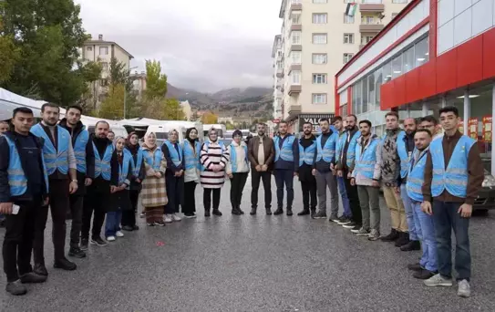 AK Parti'den Pazar Ziyareti