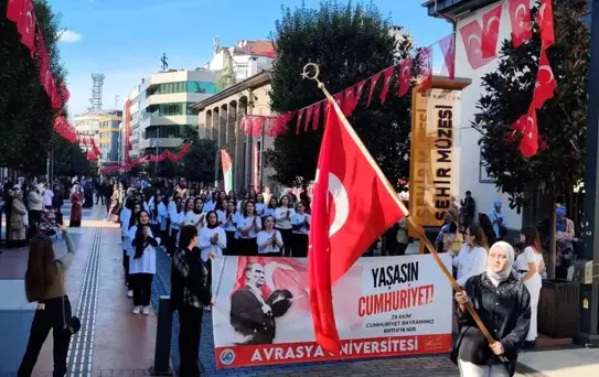 Harmandalı Zeybeği ile Cumhuriyet Coşkusu