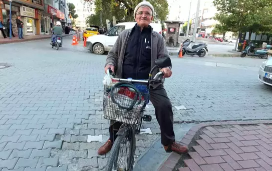 80 Yaşındaki Koca Bisiklet Aşığı