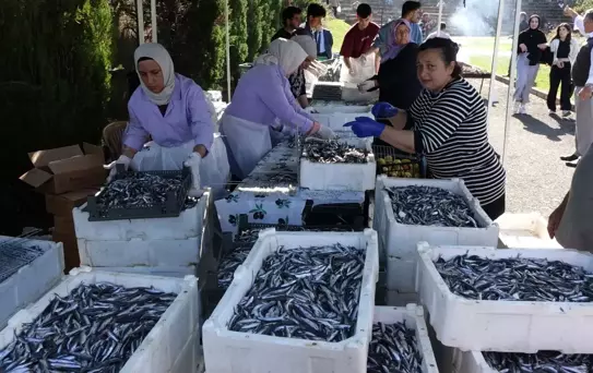 KTÜ'de Hamsi Şöleni Yapıldı