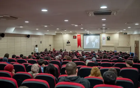 Cumhuriyet'in Eğitime Etkisi Konferansı