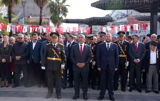 Cumhuriyet Bayramı Arnavutköy'de coşkuyla kutlandı