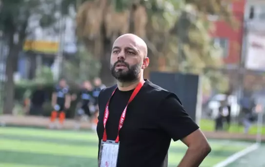 Gaziemir Spor, 3'te 3 ile Lider