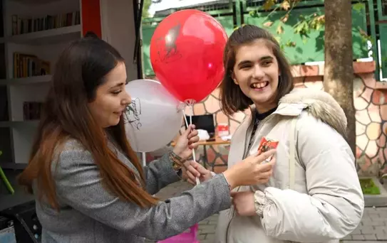 Osmangazi Belediyesi, Cumhuriyet Coşkusunu Gezici Kütüphane ile Mahallelere Taşıdı