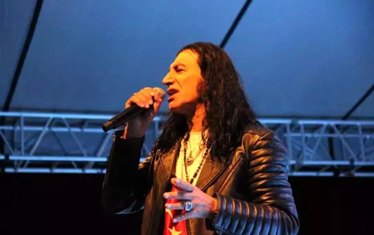 Murat Kekilli Çorumlu hayranlarını coşturdu