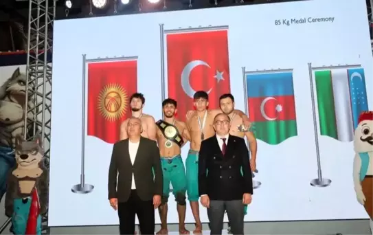 Coşkun Keleş, Karakucak Güreşi Dünya Şampiyonu Oldu