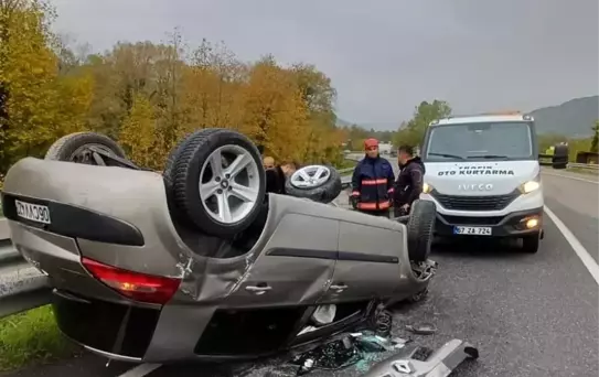 Çaycuma'da Trafik Kazası: İki Yaralı