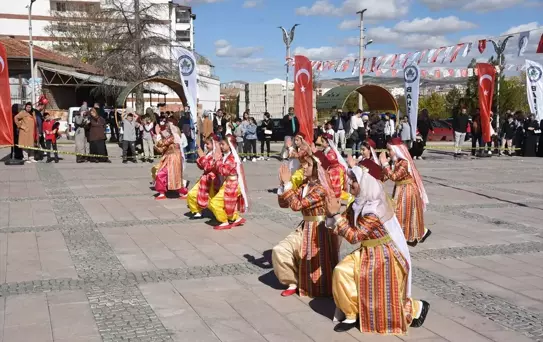 Bahşılı'da Cumhuriyet'in 102. yılı kutlandı