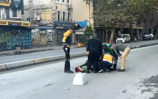 Beyoğlu'nda Çöp Kamyonu Kazası