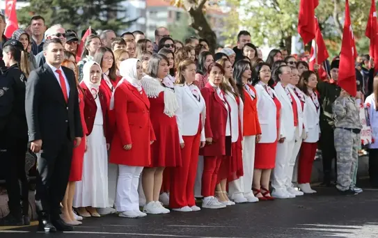 Bursa ve çevre illerde Cumhuriyet'in 102. yıl dönümü kutlandı