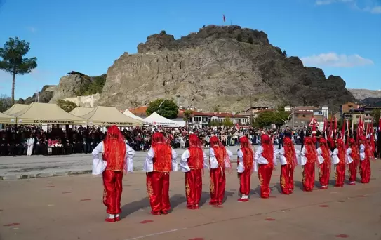 Çorum'un ilçelerinde 29 Ekim Cumhuriyet Bayramı törenle kutlandı