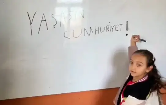 Ilgın'da 1 Öğretmen ve 1 Öğrenci ile Cumhuriyet Bayramı Kutlandı