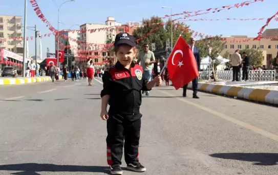 Şanlıurfa'da Cumhuriyet'in 102. Yıl Dönümü Coşkuyla Kutlandı