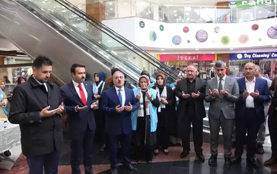 Ahlat'ta Gazze İçin Kermes Düzenlendi