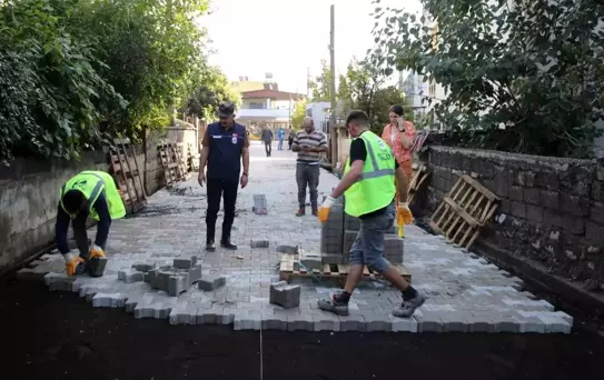 Hatay Büyükşehir Belediyesi Sel Felaketi Sonrası Payas'taki Vatandaşlara Yardım Eli Uzattı