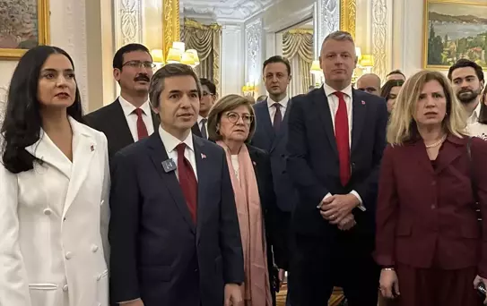 İngiltere'de Türkiye Cumhuriyeti'nin 102. yılı dolayısıyla resepsiyon düzenlendi