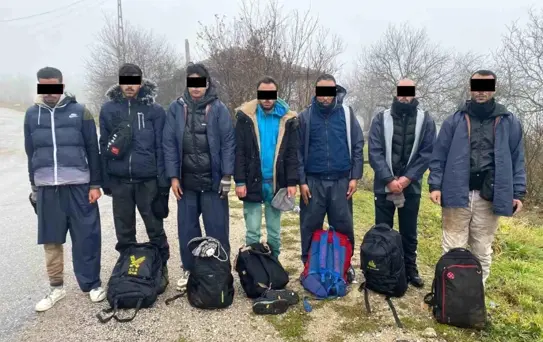 Kırklareli'nde 9 Kaçak Göçmen Yakalandı