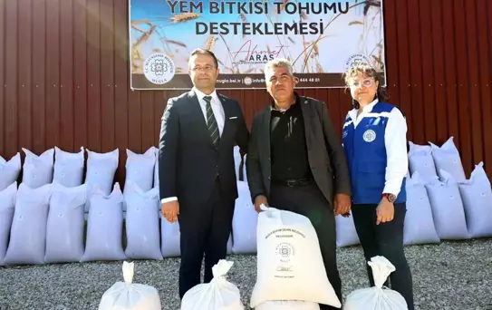Muğla Belediyesi'nden Üreticilere 330 Ton Yem Tohumu Desteği