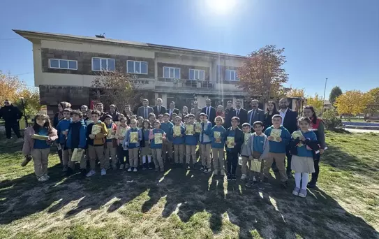 Yüksekova'da Öğrencilere Doğal Beslenme Kahvaltısı