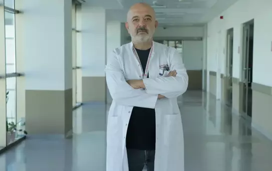 Kardeşi fark etti, hastaneye koştular! 15 aylık bebeğin yemek borusundan çıkanlar şoke etti