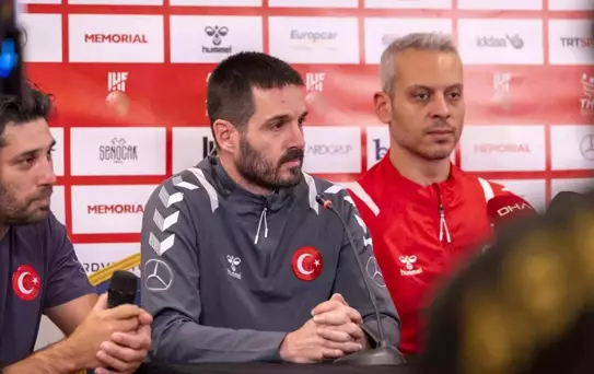 A Milli Hentbol Takımı Elazığ'da