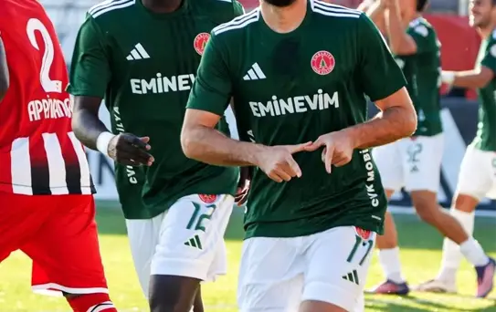 Ümraniyespor, Sivasspor'u 1-0 Yendi