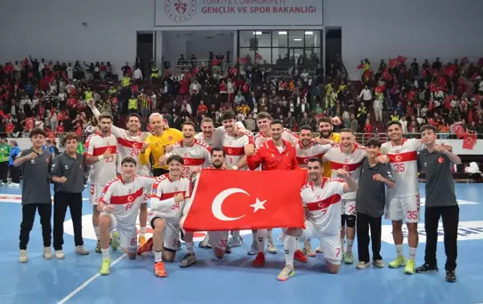 A Milli Hentbol Takımı İkinci Tura Yükseldi