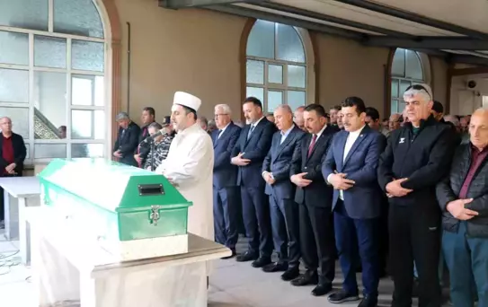 Efkan Ala Eniştesinin Cenazesinde