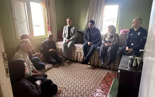 Kaymakam Karataş, Alioğulları Mahallesi'ni Ziyaret Etti