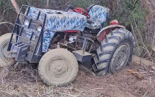 Sarıgöl'de Traktör Devrildi: Sürücü Hayatını Kaybetti