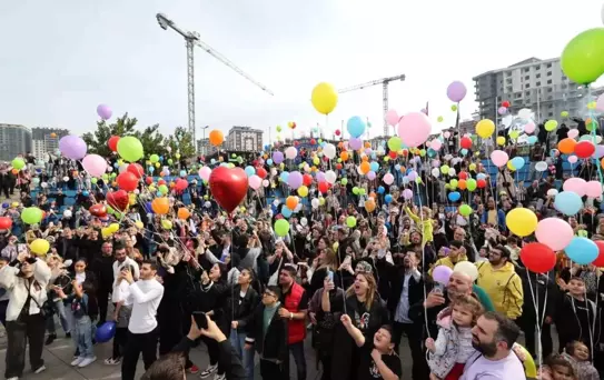 Lösemiyi Yenen Minik Efe İçin Balonlar Gökyüzüne Salındı