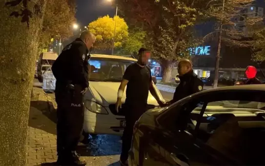 Kayseri'de Annesinden Para Alamayan Şahıs Bıçakla Kendine Zarar Vermeye Kalkıştı