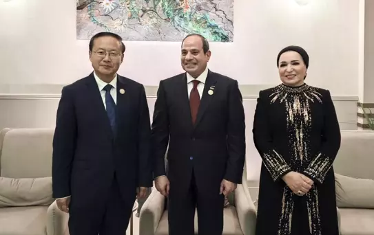 Çin Temsilcisi Kahire'de Müzeyi Açtı