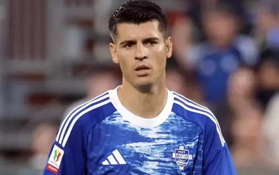 Galatasaray'dan ayrıldı, dibi gördü: Tepkiler çığ gibi