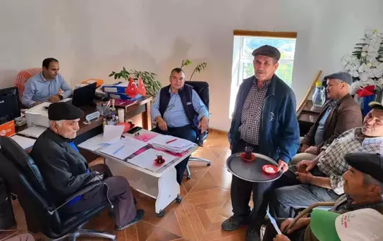 Baştuğ, Elma Üreticileriyle Buluştu