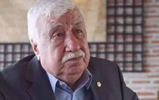 Usta oyuncu Ahmet Gülhan hayatını kaybetti