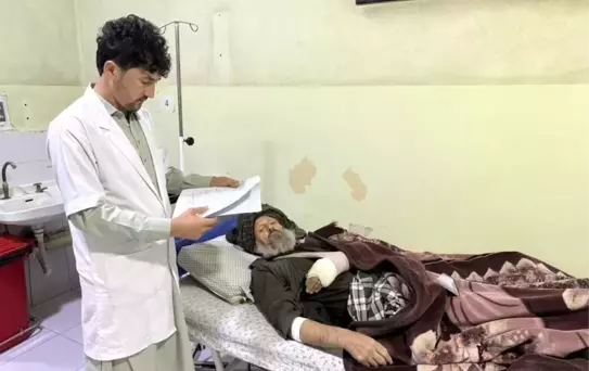 Afganistan'da 6,3 Büyüklüğünde Deprem
