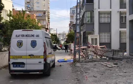 Adana'da İnşaat Faciası: 1 Ölü, 1 Yaralı